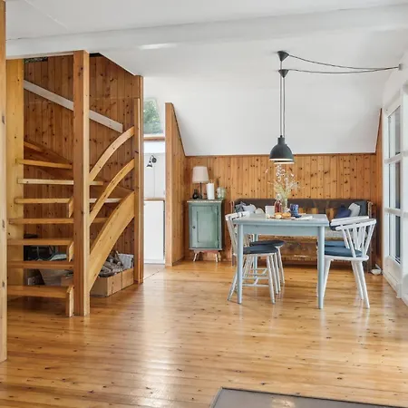 Casa de Férias Cozy In Nykobing Sj With Kitchen